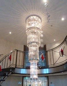 Leuchter im Atrium
