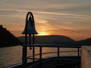 Sonnenaufgang vor Rüdesheim