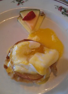zerlaufene Eggs Benedict - wie sie sein sollen