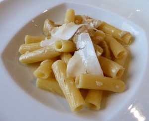 Maccheroni con Pecorino