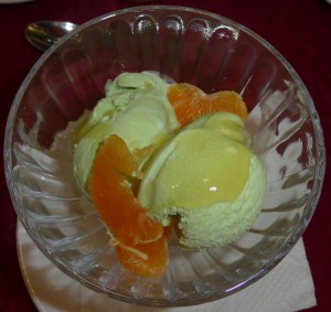 Eis mit Mandarinen