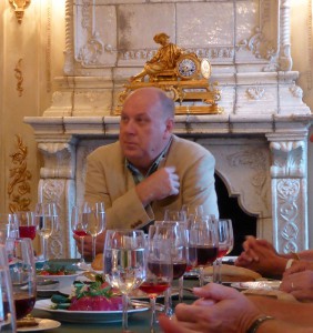 unser Gastgeber von Orthodox Cruise Company