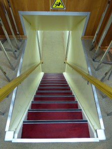 Treppe zur Sauna