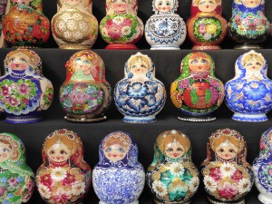 Markt-Impressionen Matrioschkas