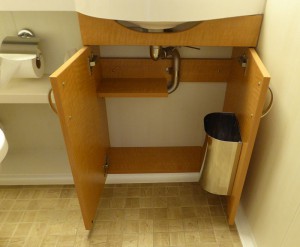 Bad - Schrank unter dem Waschtisch