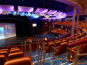 Opal Theater Blick vom Balkon