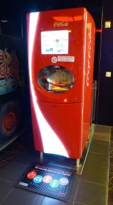 Coca Cola Freestyle Automat in der Arcade