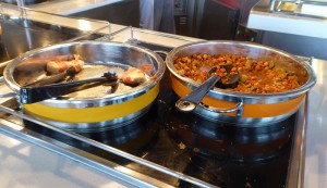 Huhn in Speck und Gemüse