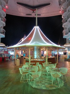 Boardwalk Bar - grün
