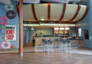 Bordwalk Donut Shop, der zum Bordwalk Doghouse wird