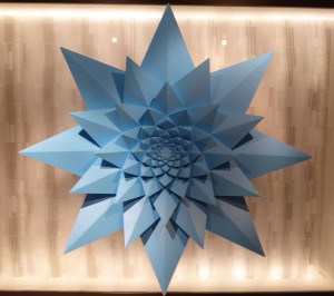 Kunst im Eingangsbereich der Restaurants