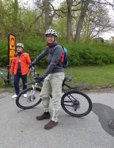kurze Pause am Eingang zum Slottsskogen Park