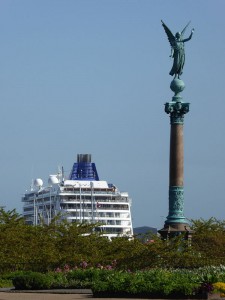 Europa 2 vom Langeliniepark aus