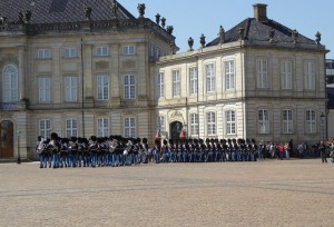 Wachwechsel Amalienborg Schlossplatz