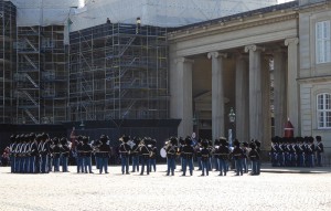 Wachwechsel Amalienborg Schlossplatz