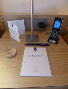Mints, Terminplan, Notizblock und Handheld Telefon