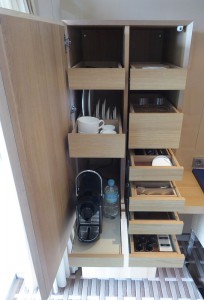 "Küchenschrank"