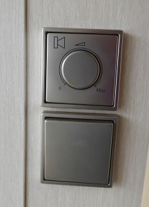 Steuerung Lautstärke PA System und Balkonlichtschalter