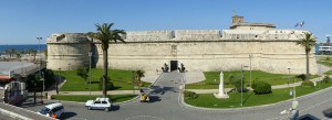 Fort Michelangelo mit neu gestaltetem Vorplatz