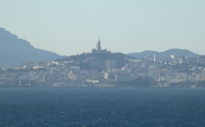 erster Blick auf Notre Dame de la Garde