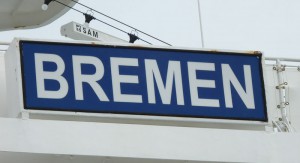 Schiffsname an der Seite