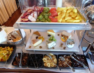 Obst und Käse