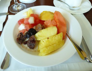 mein Müsli mit Obst