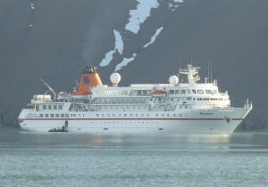 MS Bremen vor Møllerhafen