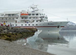 MS Bremen in Ny-Ålesund