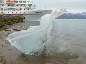 MS Bremen in Ny-Ålesund