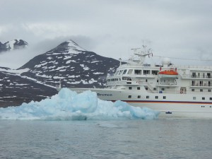 MS Bremen im Liefdefjord