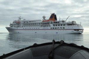 MS Bremen vor Kap Lee