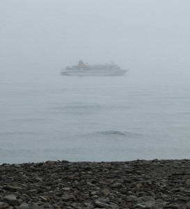 MS Bremen im Nebel