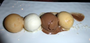 Eis - Banane, Grapefruit-Tequila, Vanille, Schoko-Chili