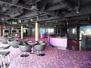 Entourage Teens Lounge