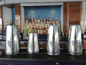 Waves Pool Bar