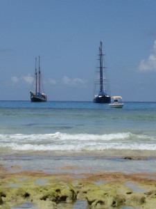 Sea Pearl und Sea Star vor Grande Soeur