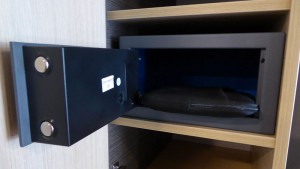 Safe mit Tablet PC