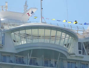 Cantilevered Whirlpool