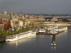 Flusskreuzfahrtschiffe Scenic Jewel, River Empress und Viking Liv