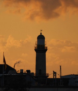 Leuchtturm im Abendrot