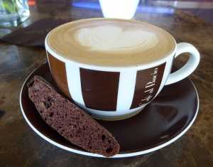 Cappuccino mit Herz