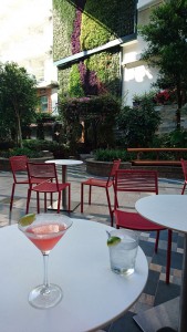 Cocktail an der Trellis Bar