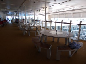 Runde Tische beim Mini Bites