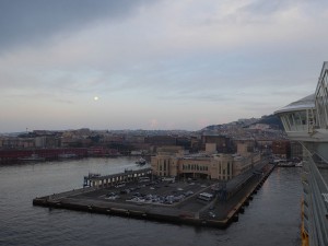 Neapel im Vollmond