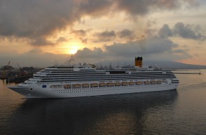Einlaufen der Costa Fascinosa