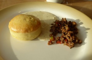 Biscuit und Gravy