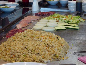 Gemüse wird gegrillt