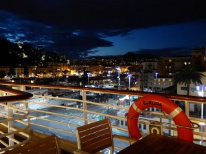 Nizza bei Nacht