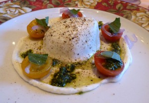 Mozzarella di Buffalo, Pomodori, Basilico & Olio